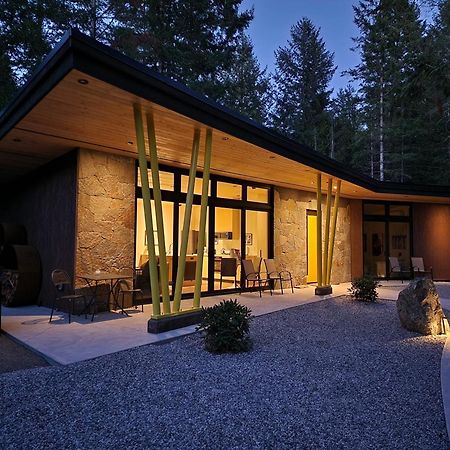 Hotel The Shed At Moon Dance Madeira Park Exterior foto